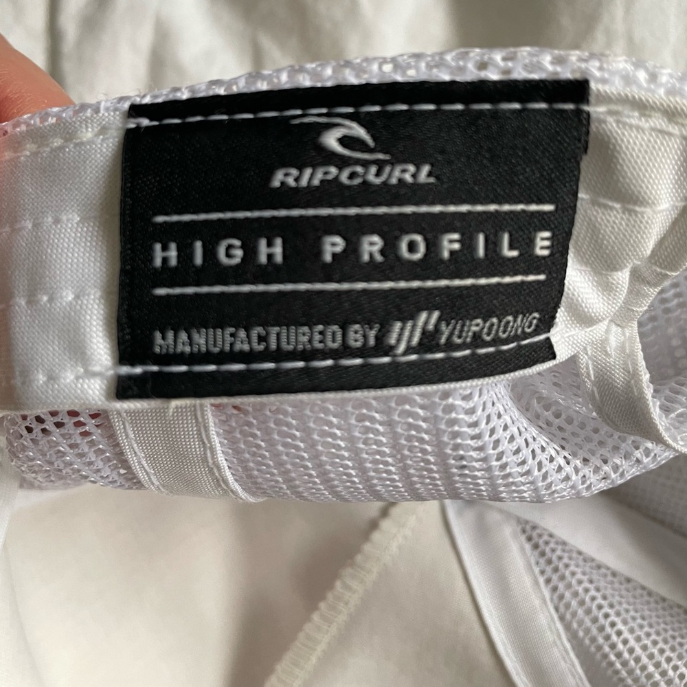 Rip curl Trucker Hat - Picture 5 of 5